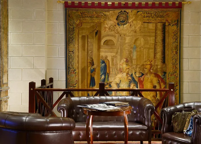 Milan 5 Star HotelsPierre